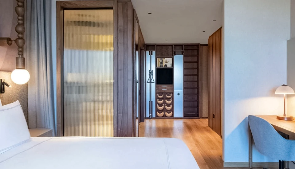 سوئیس اوتل تفلیس